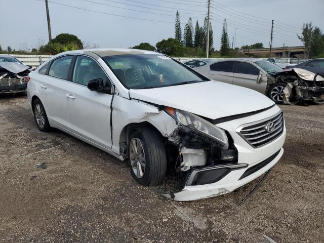 HYUNDAI SONATA SE 2017 with VIN 5NPE24AF2HH545965 - Photo from auction