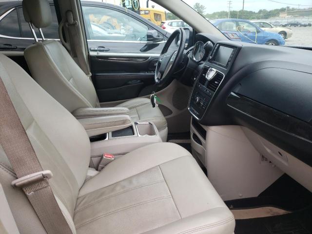 Photo 5 from auction – 2015 CHRYSLER TOWN & COU with VIN 2C4RC1BG8FR661577