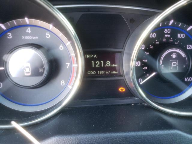 Photo 8 from auction – 2011 HYUNDAI SONATA SE with VIN 5NPEC4AC0BH114597