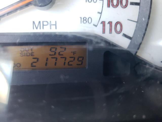 Photo 8 from auction – 2004 TOYOTA COROLLA CE with VIN 1NXBR32E44Z213777
