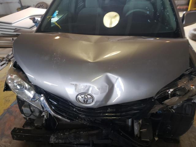 Photo 7 from auction – 2012 TOYOTA SIENNA LE with VIN 5TDJK3DC7CS038881