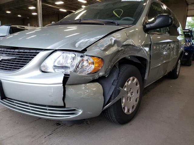 Photo 9 from auction – 2003 CHRYSLER TOWN & COU with VIN 2C4GP24R13R366705