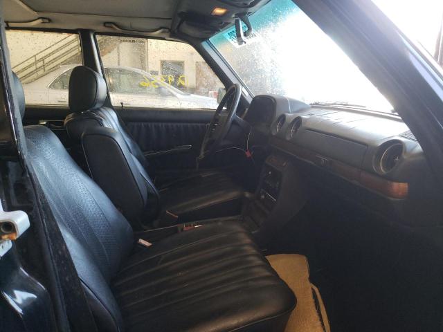 Photo 5 from auction – 1981 MERCEDES-BENZ 300D with VIN WDBAB30A1BB250166