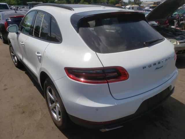 Photo 3 from auction – 2017 PORSCHE MACAN with VIN WP1AA2A53HLB04935