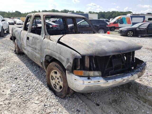 CHEVROLET SILVERADO 2002 with VIN 2GCEC19T521201853 - Photo from auction