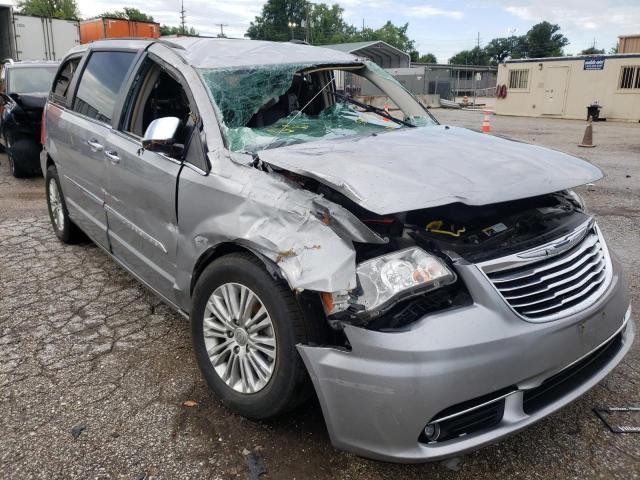 Photo 1 from auction – 2015 CHRYSLER TOWN & COU with VIN 2C4RC1CG0FR572715