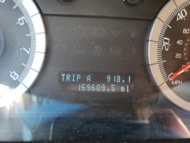 Photo 8 from auction – 2008 FORD ESCAPE LIM with VIN 1FMCU94158KC01140