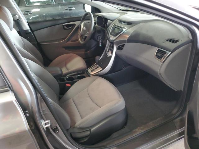 Photo 5 from auction – 2012 HYUNDAI ELANTRA GL with VIN 5NPDH4AE5CH068152