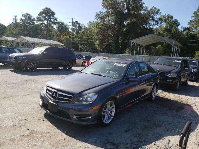 Photo 2 from auction – 2013 MERCEDES-BENZ C 300 4MAT with VIN WDDGF8AB6DR250412
