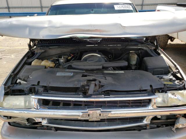 Photo 7 from auction – 2001 CHEVROLET SUBURBAN K with VIN 3GNFK16T81G225542