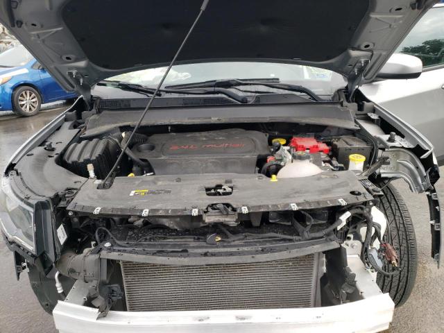 Photo 7 from auction – 2020 JEEP COMPASS LA with VIN 3C4NJCBB3LT176986