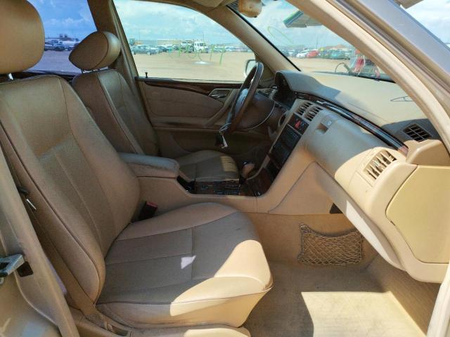Photo 5 from auction – 2001 MERCEDES-BENZ E 320 with VIN WDBJH65JX1B348779