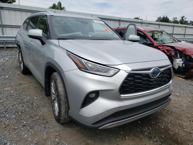 TOYOTA HIGHLANDER 2021 with VIN 5TDEBRCH8MS037774 - Photo from auction