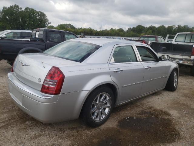 Photo 4 from auction – 2005 CHRYSLER 300C with VIN 2C3AA63HX5H566891