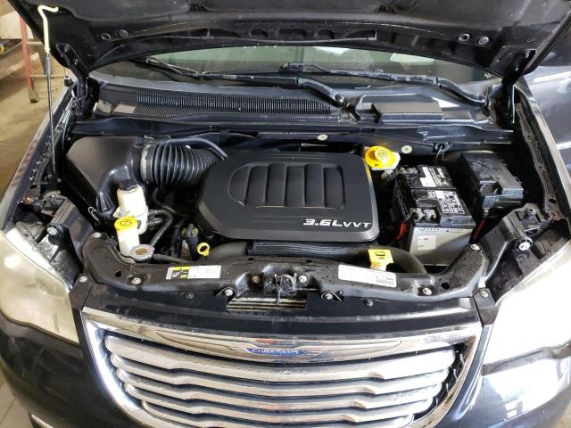 Photo 7 from auction – 2014 CHRYSLER TOWN & COU with VIN 2C4RC1BG9ER151074