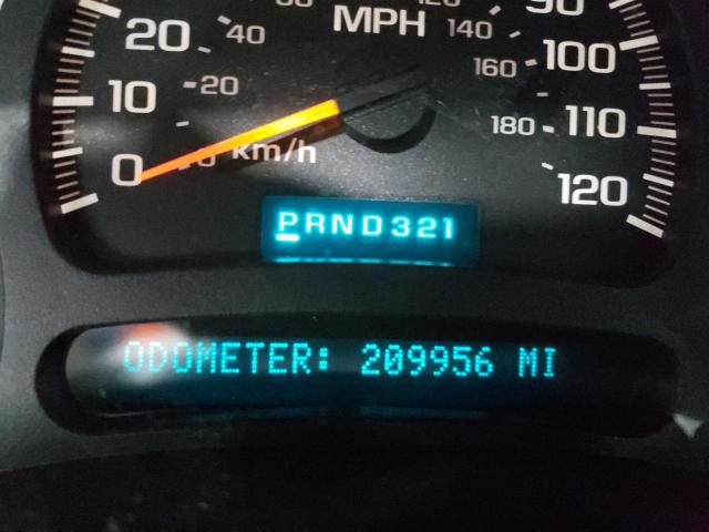 Photo 8 from auction – 2004 CHEVROLET SILVERADO with VIN 2GCEK19T341228572