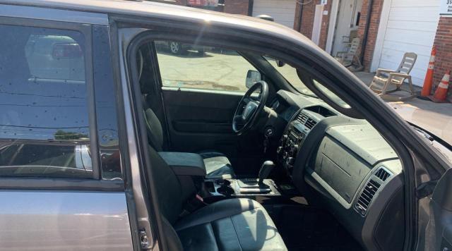 Photo 5 from auction – 2011 FORD ESCAPE LIM with VIN 1FMCU0EG4BKB73756