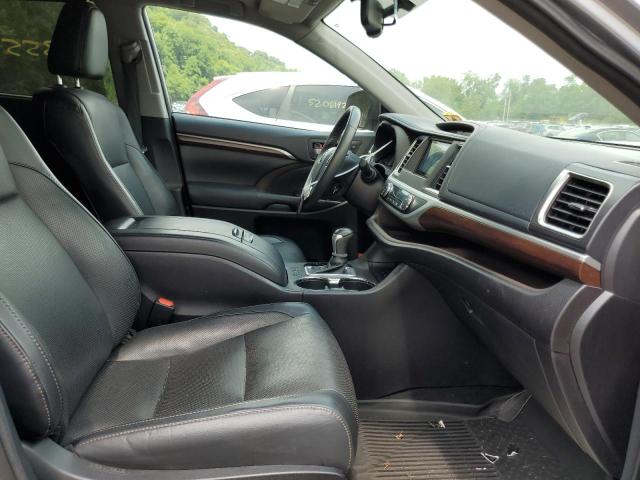 Photo 5 from auction – 2016 TOYOTA HIGHLANDER with VIN 5TDDKRFH3GS343292