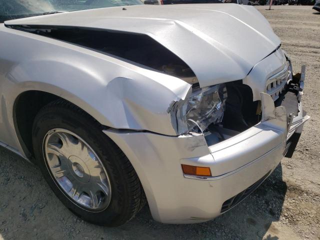 Photo 9 from auction – 2005 CHRYSLER 300 TOURIN with VIN 2C3JA53G95H640500