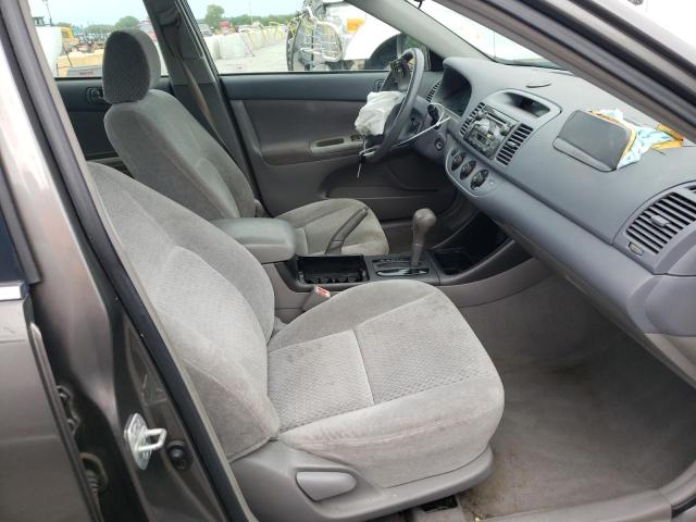 Photo 5 from auction – 2003 TOYOTA CAMRY LE with VIN 4T1BF32K13U548847