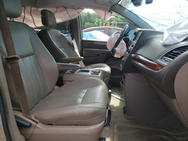 Photo 5 from auction – 2013 CHRYSLER TOWN & COU with VIN 2C4RC1BG1DR632385