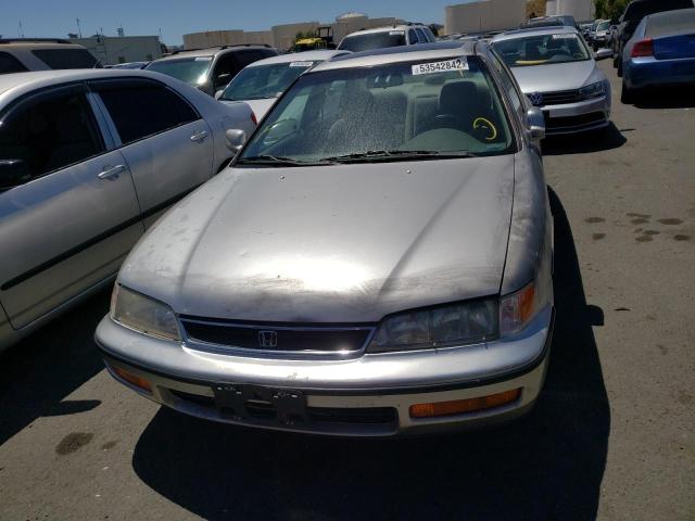 Photo 9 from auction – 1997 HONDA ACCORD EX with VIN 1HGCD5656VA005157