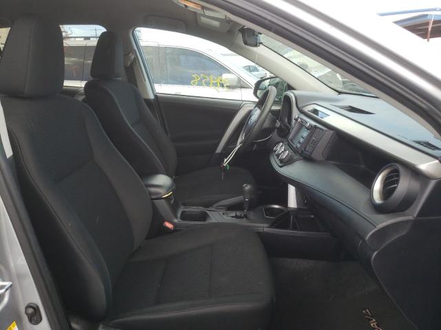 Photo 5 from auction – 2017 TOYOTA RAV4 LE with VIN 2T3ZFREVXHW354551
