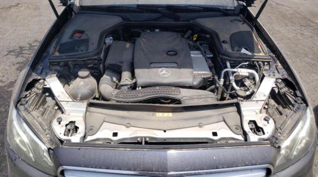 Photo 7 from auction – 2017 MERCEDES-BENZ E 300 with VIN WDDZF4JB0HA046467