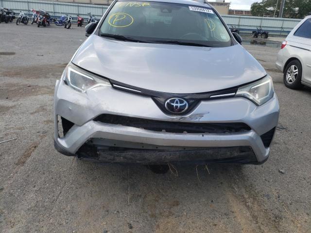 Photo 9 from auction – 2017 TOYOTA RAV4 LE with VIN 2T3ZFREVXHW354551