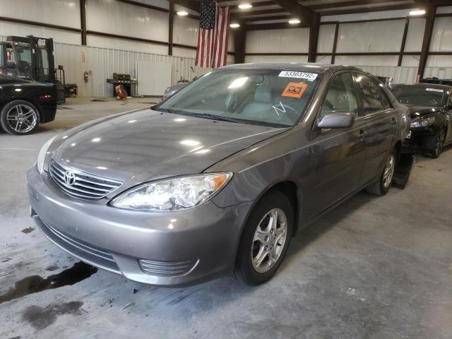 Photo 2 from auction – 2005 TOYOTA CAMRY LE with VIN 4T1BE32K45U564899