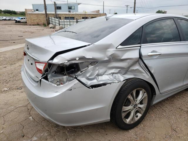 Photo 9 from auction – 2011 HYUNDAI SONATA SE with VIN 5NPEC4AC8BH140090