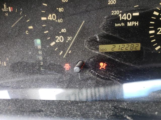 Photo 8 from auction – 2002 LEXUS RX 300 with VIN JTJGF10U720148197