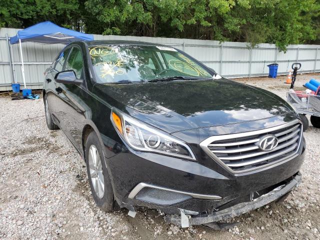 HYUNDAI SONATA SE 2017 with VIN 5NPE24AFXHH520635 - Photo from auction