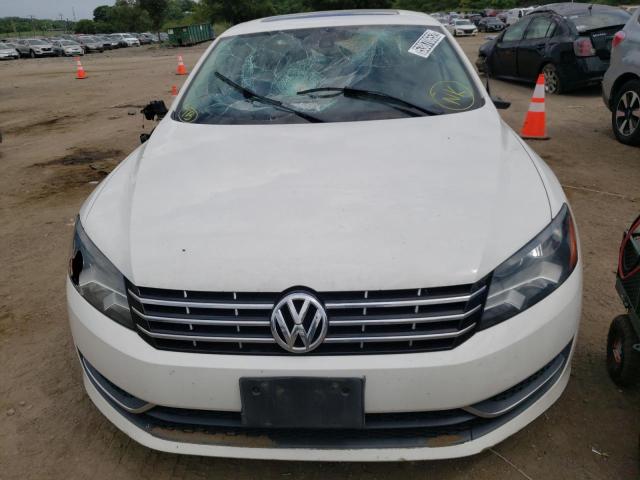 Photo 9 from auction – 2012 VOLKSWAGEN PASSAT SEL with VIN 1VWCP7A31CC023524