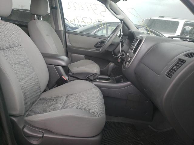 Photo 5 from auction – 2005 FORD ESCAPE XLT with VIN 1FMYU03135DA18287