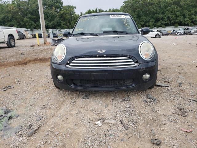 Photo 9 from auction – 2008 MINI COOPER with VIN WMWMF335X8TT68122