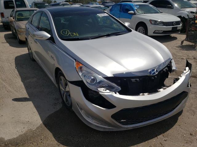 HYUNDAI SONATA HYB 2011 with VIN KMHEC4A48BA008149 - Photo from auction