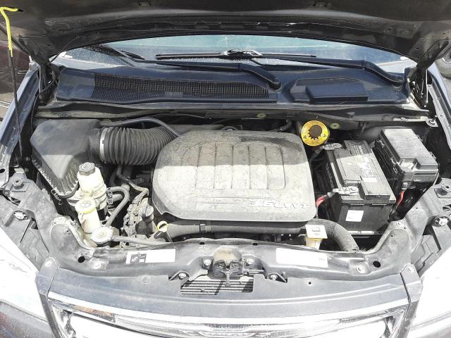 Photo 7 from auction – 2016 CHRYSLER TOWN & COU with VIN 2C4RC1BG5GR255144