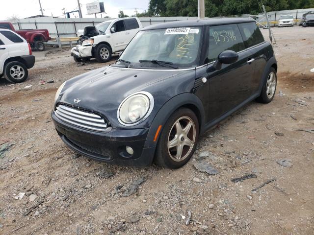 Photo 2 from auction – 2008 MINI COOPER with VIN WMWMF335X8TT68122