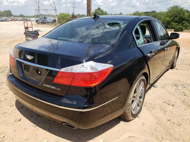 Photo 4 from auction – 2011 HYUNDAI GENESIS 4. with VIN KMHGC4DF5BU123425