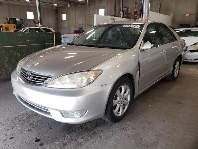 Photo 2 from auction – 2005 TOYOTA CAMRY LE with VIN 4T1BF30K75U104880