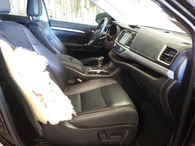 Photo 5 from auction – 2019 TOYOTA HIGHLANDER with VIN 5TDKZRFH4KS562788