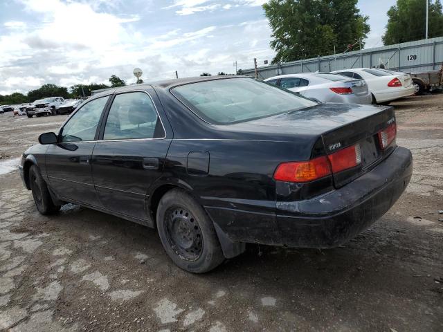 Photo 3 from auction – 2000 TOYOTA CAMRY CE with VIN 4T1BG22K9YU998342