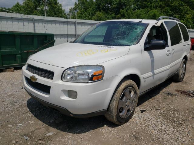 Photo 2 from auction – 2007 CHEVROLET UK with VIN 1GNDV33107D110341