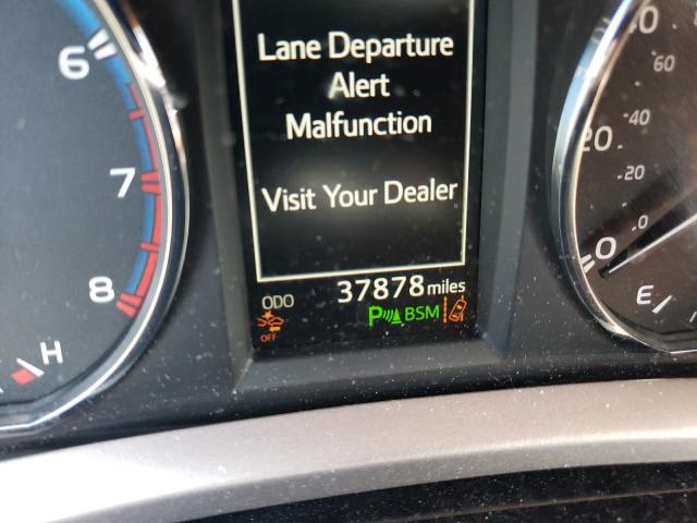 Photo 8 from auction – 2016 TOYOTA RAV4 LIMIT with VIN JTMDFREV5GJ076441