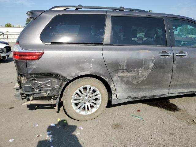 Photo 9 from auction – 2015 TOYOTA SIENNA XLE with VIN 5TDYK3DC6FS656454