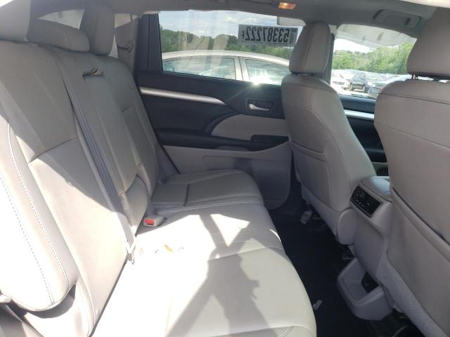 Photo 6 from auction – 2016 TOYOTA HIGHLANDER with VIN 5TDJKRFH1GS251729