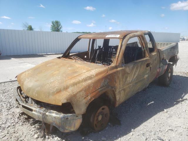 Photo 2 from auction – 2002 CHEVROLET SILVERADO with VIN 1GCHK29G62E116222