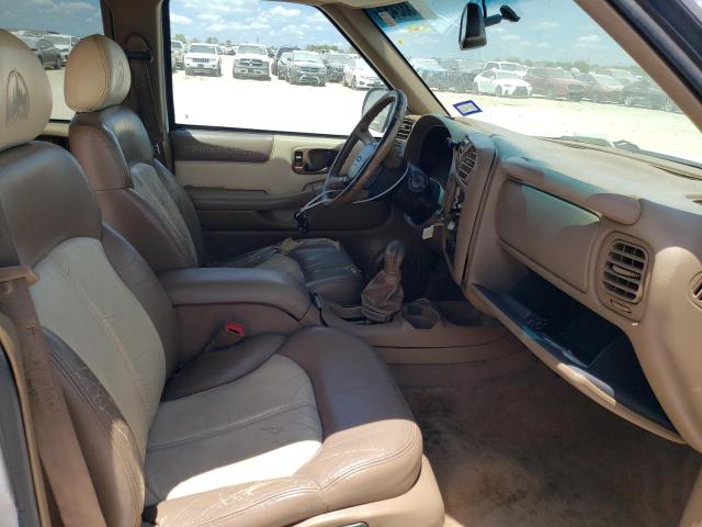 Photo 5 from auction – 2000 CHEVROLET BLAZER with VIN 1GNCS13WXY2371512
