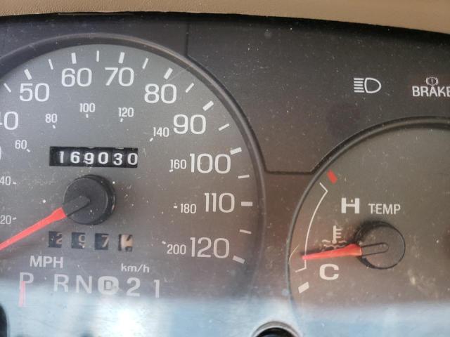 Photo 8 from auction – 2004 MERCURY GRAND MARQ with VIN 2MEFM74W44X687866